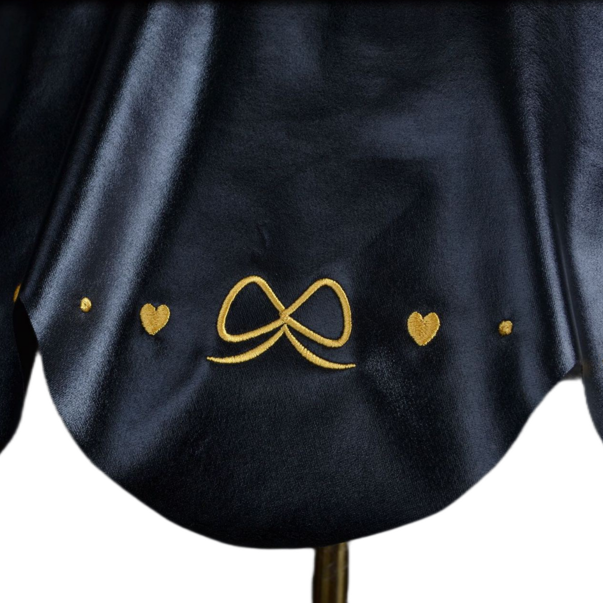 ame-chan cosplay skirt gold bow heart embroidery detail
