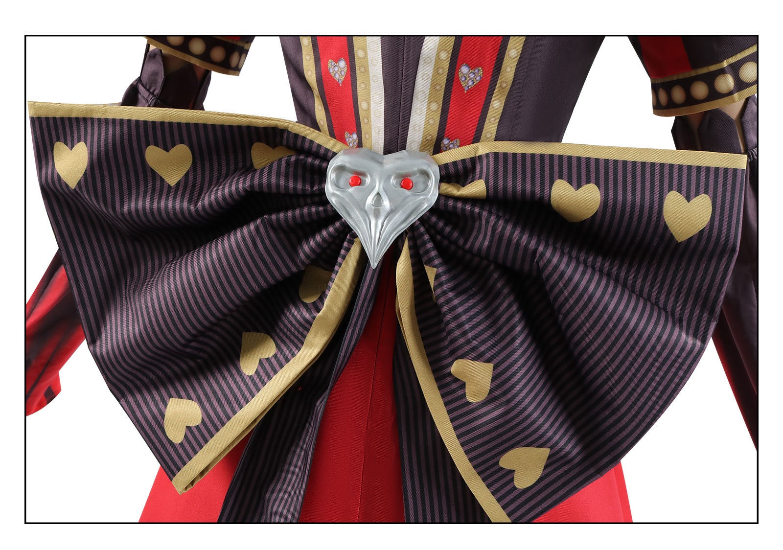 alice-madness-returns-cosplay-maid-costume-3