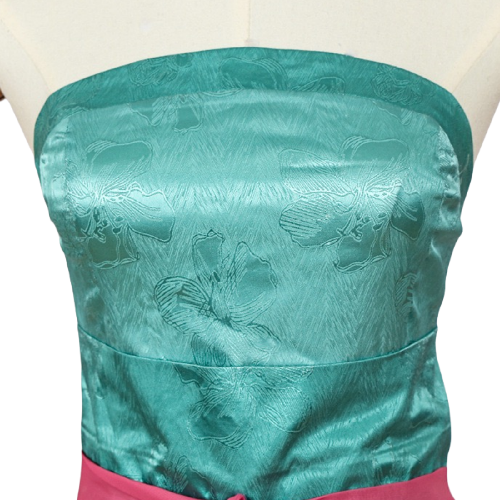 anime-apothecary-diaries-maomao-cosplay-green-dress-4