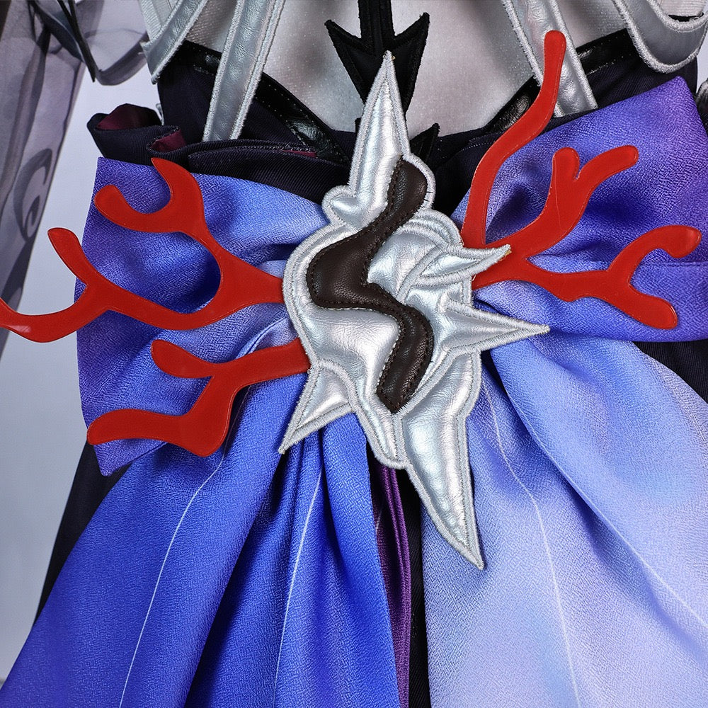 Honkai Star Rail Hysilens cosplay back waist view