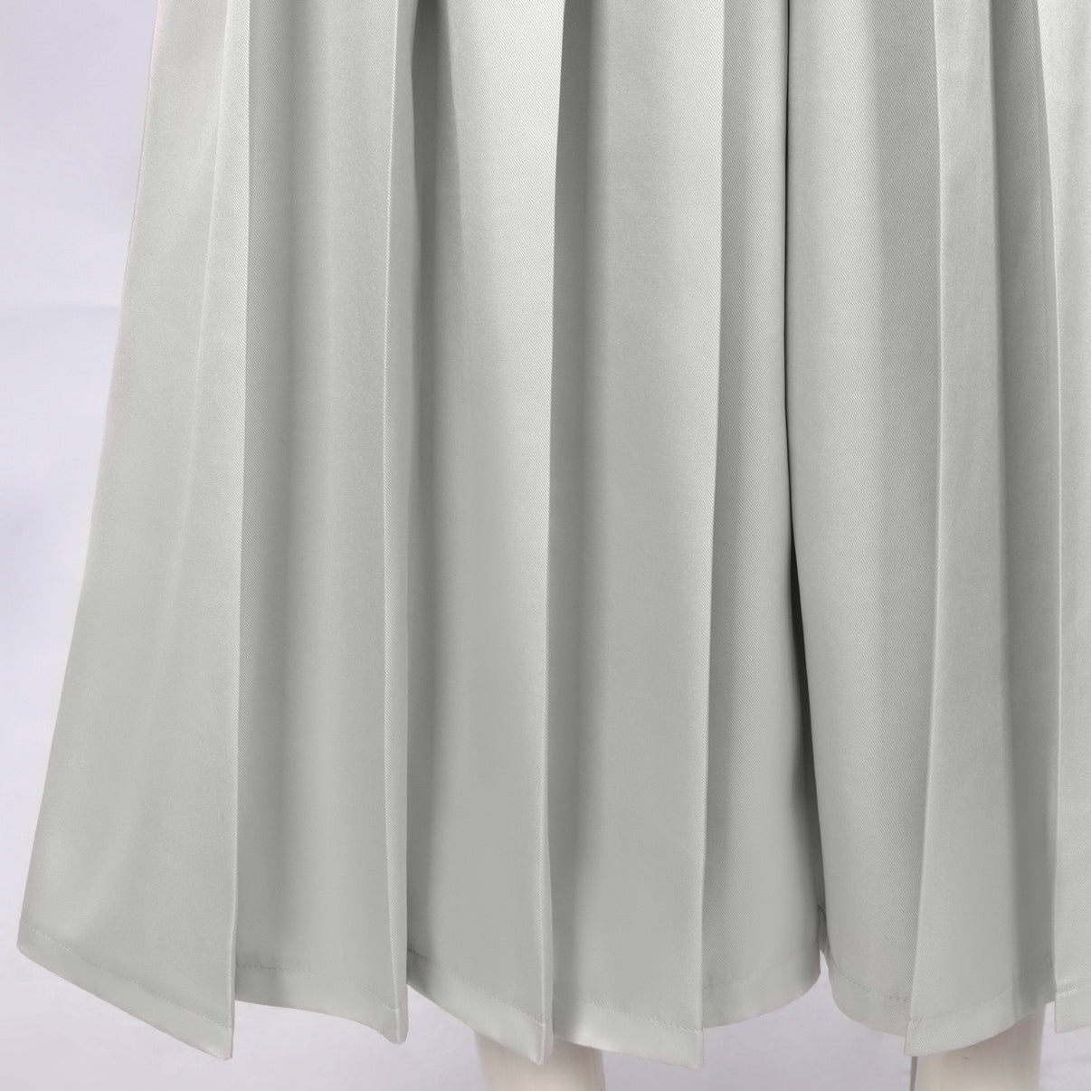 light grey pleated hakama pants hem fabric texture cosplay