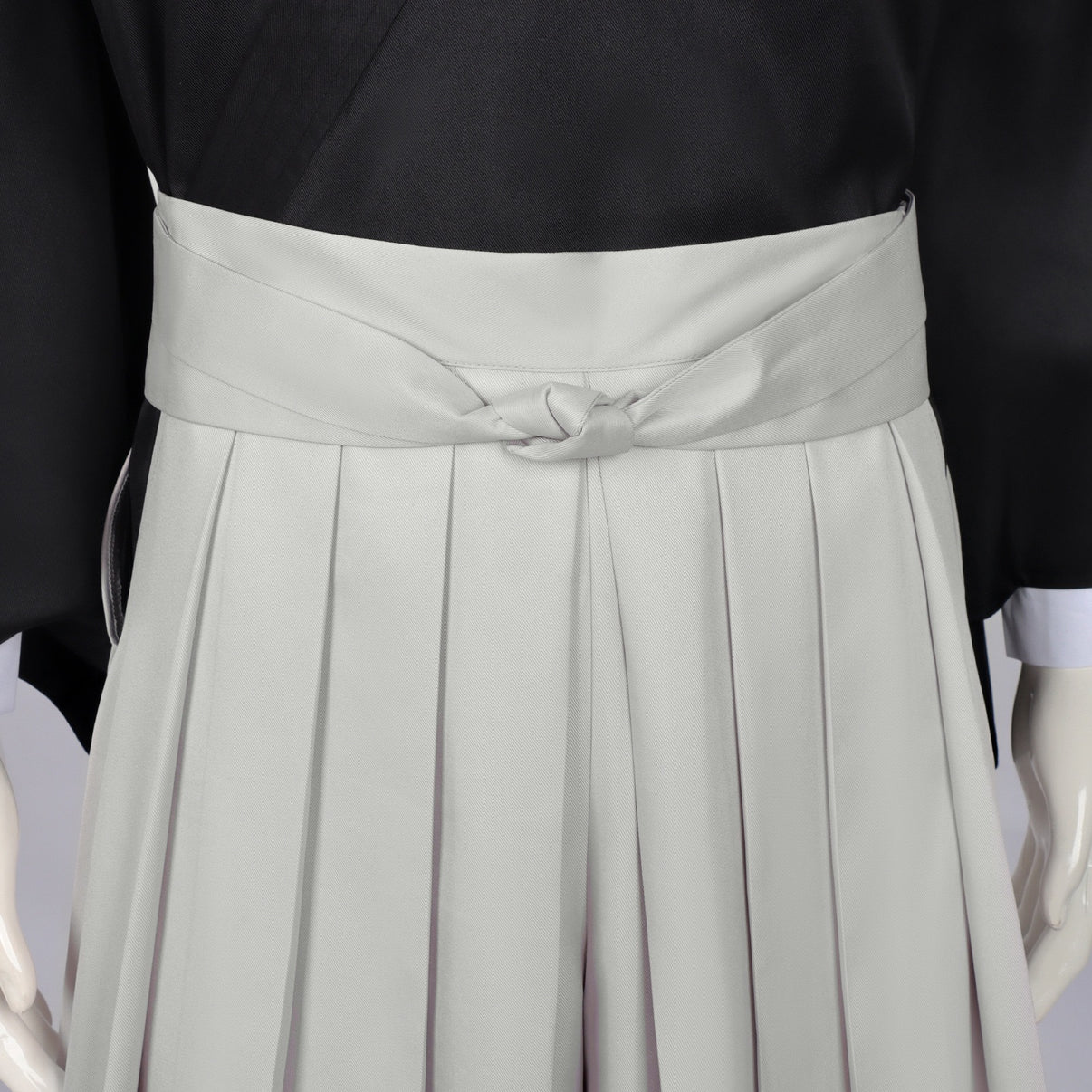 light grey obi belt knotted detail naoya zenin cosplay waist